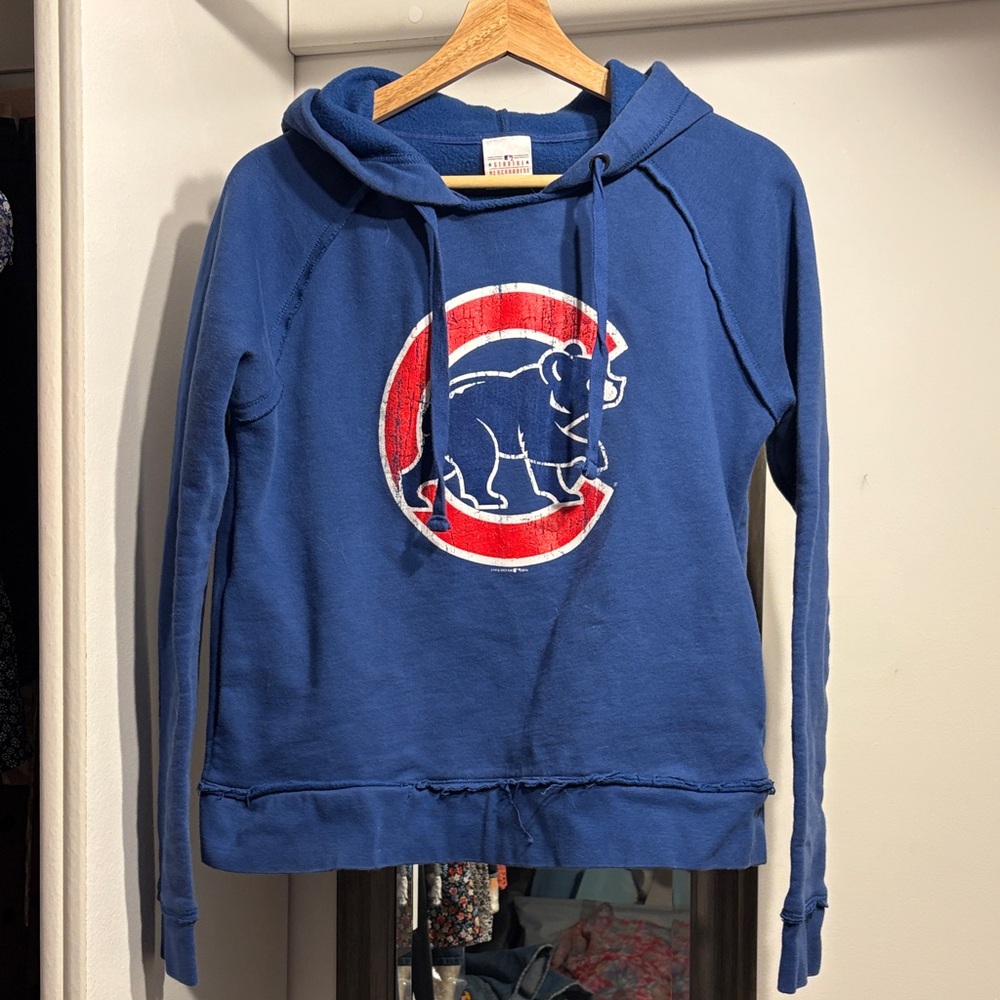 Women’s Cubs Hoodie
